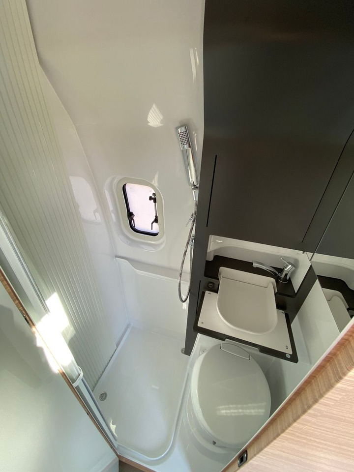 Fourgon aménagé Hobby Maxia Van 680 DT, 2 Personen Fahrzeug, ACC: photos 11