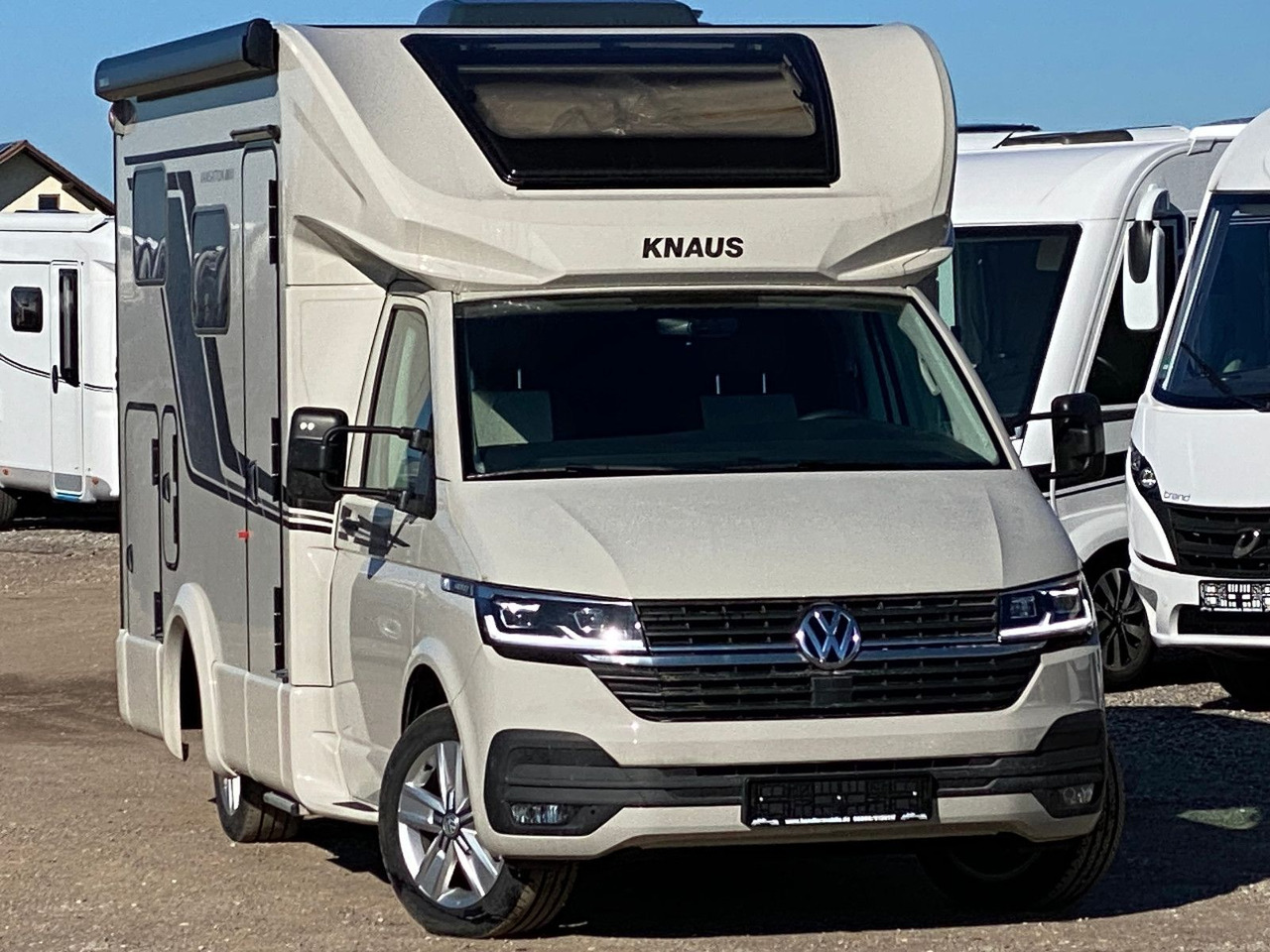 Knaus TOURER CUVISION 500 MQ,4 Personen,slide Bett - Camping-car profilé: photos 2 Knaus TOURER CUVISION 500 MQ,4 Personen,slide Bett - Camping-car profilé: photos 2