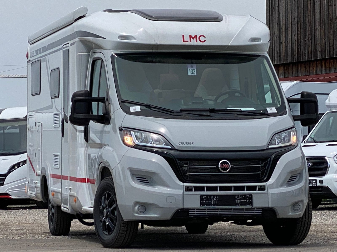 LMC Cruiser V 646 G, SAT, Navi, Sondermodell,16 Zoll - Camping-car profilé: photos 1 LMC Cruiser V 646 G, SAT, Navi, Sondermodell,16 Zoll - Camping-car profilé: photos 1