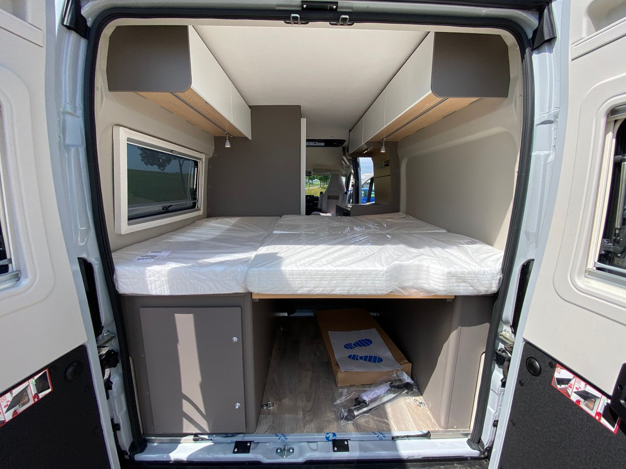 Fourgon aménagé ROADfans Hopper 600 mit Aufstelldach, Automatik, Combi 4D: photos 13 Fourgon aménagé ROADfans Hopper 600 mit Aufstelldach, Automatik, Combi 4D: photos 13