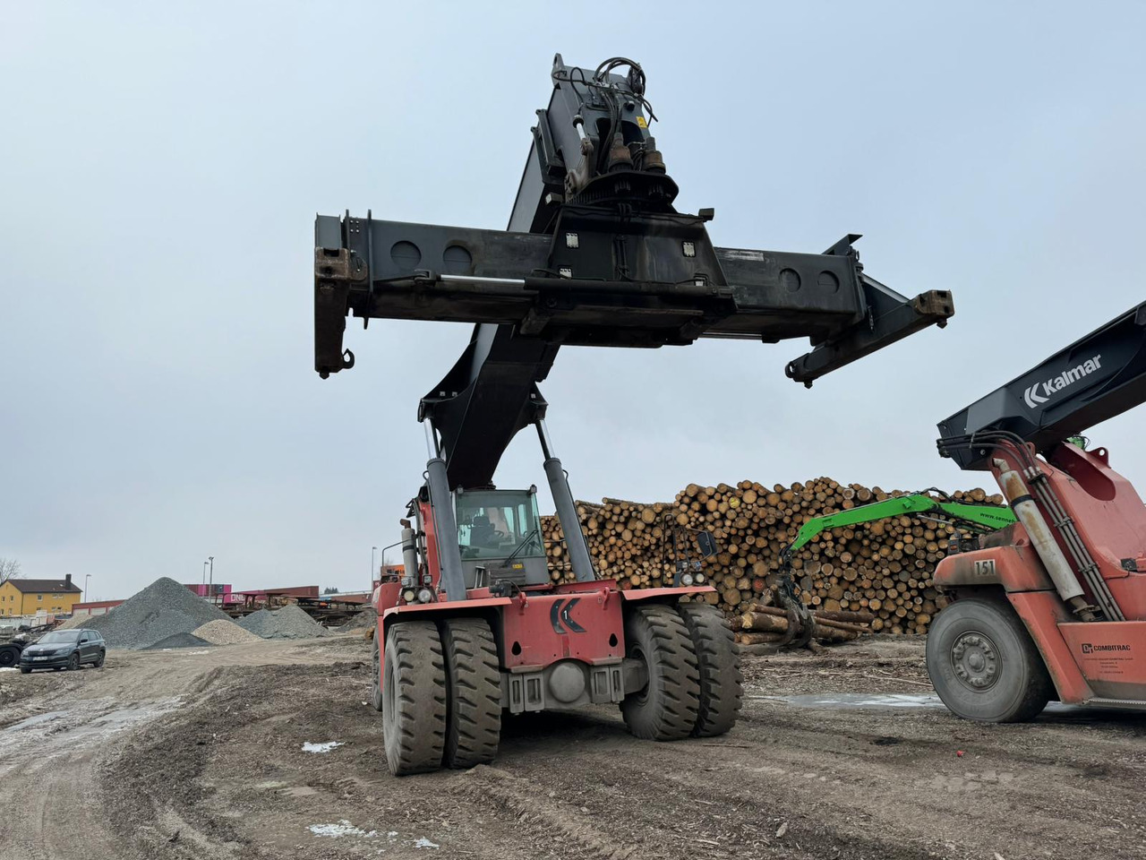 KALMAR DRF420-60S5 BJ: 2011 BStd: 23579h - Chariot porte-conteneur: photos 3 KALMAR DRF420-60S5 BJ: 2011 BStd: 23579h - Chariot porte-conteneur: photos 3