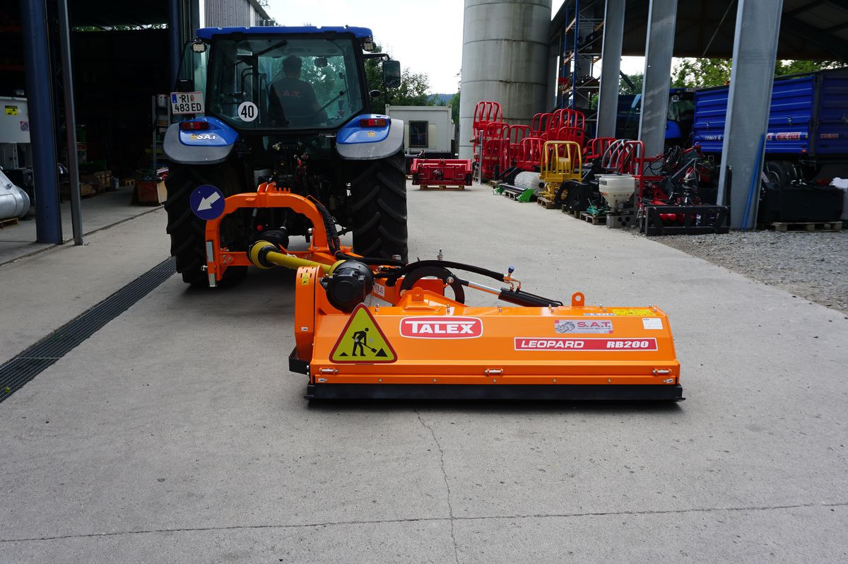 Talex Böschungsmulcher RB 200-Neumaschine - Broyeur/ Épareuse: photos 3 Talex Böschungsmulcher RB 200-Neumaschine - Broyeur/ Épareuse: photos 3