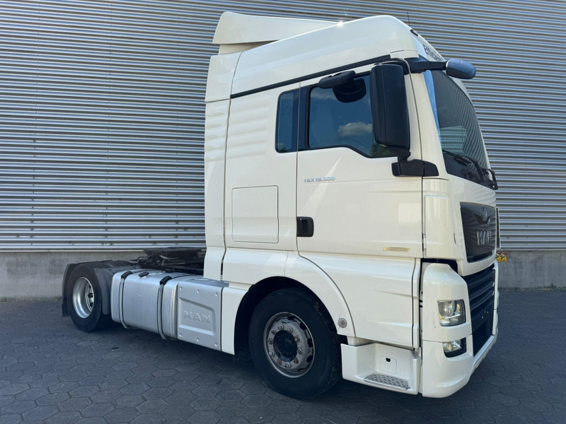 MAN TGX 18.500 XLX / Intarder / Roof Klima / 2 Tanks - Tracteur routier: photos 2 MAN TGX 18.500 XLX / Intarder / Roof Klima / 2 Tanks - Tracteur routier: photos 2
