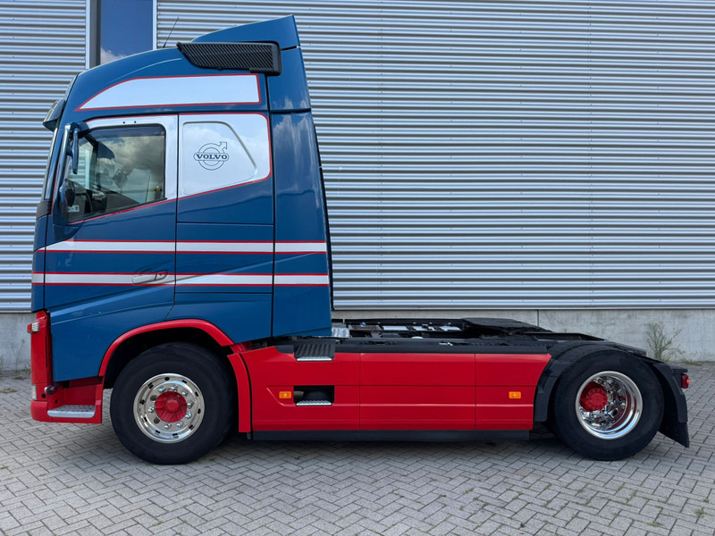 Volvo FH 500 / I-Shift / I-Park Cool / 2 Tanks / TUV:12-2025 / NL Truck - Tracteur routier: photos 5 Volvo FH 500 / I-Shift / I-Park Cool / 2 Tanks / TUV:12-2025 / NL Truck - Tracteur routier: photos 5