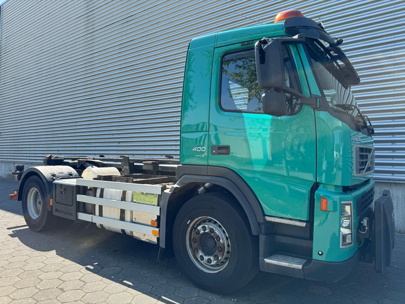 Volvo FM400 / I-Shift / Hook / Euro 5 / VEB+ / TUV: 6-2025 / NL Truck - Camion ampliroll: photos 2 Volvo FM400 / I-Shift / Hook / Euro 5 / VEB+ / TUV: 6-2025 / NL Truck - Camion ampliroll: photos 2