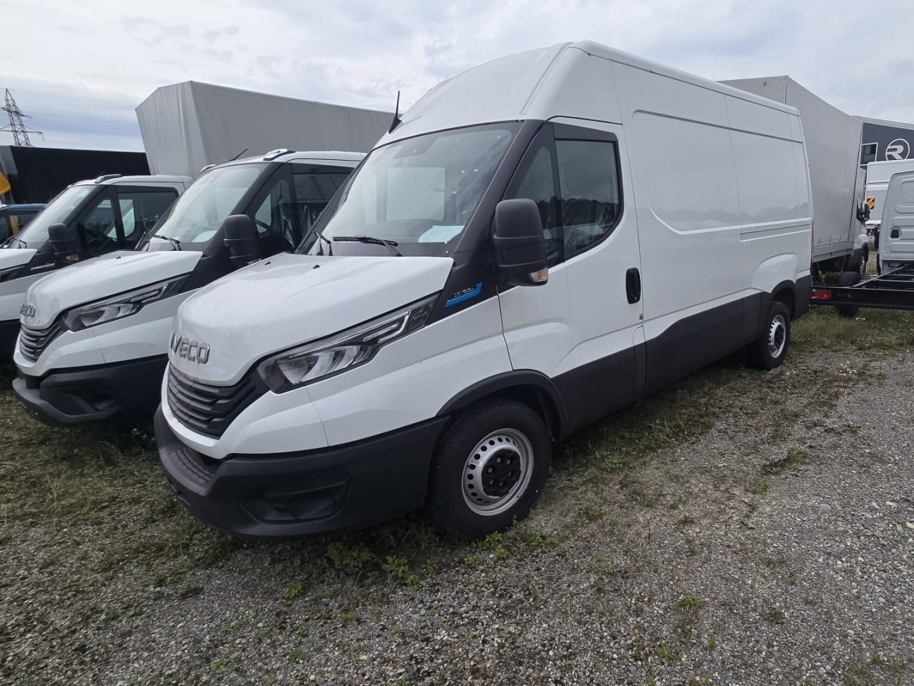 IVECO DAILY 38S14E V - Fourgon utilitaire, Utilitaire électrique: photos 1 IVECO DAILY 38S14E V - Fourgon utilitaire, Utilitaire électrique: photos 1