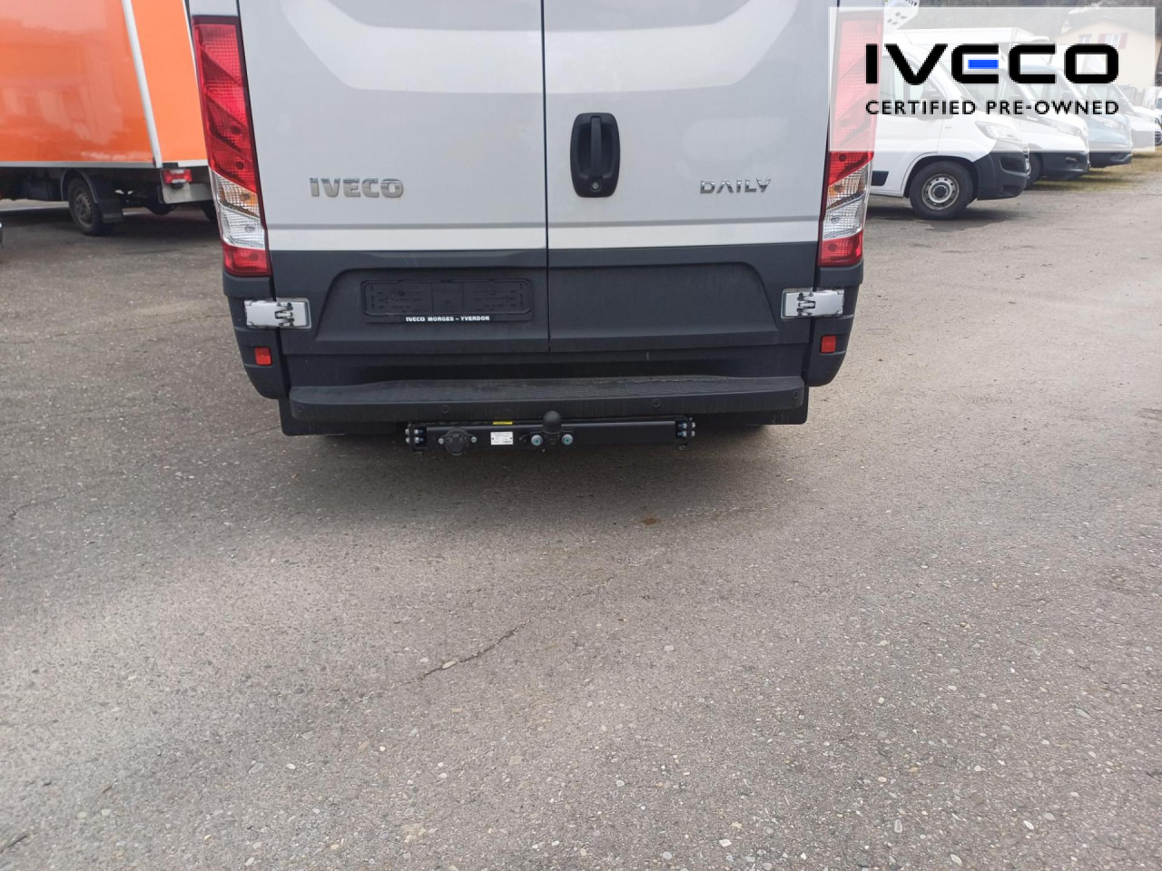 Fourgon utilitaire IVECO Daily 35S14NA8V/P CNG Euro6 Klima AHK Navi ZV: photos 13 Fourgon utilitaire IVECO Daily 35S14NA8V/P CNG Euro6 Klima AHK Navi ZV: photos 13