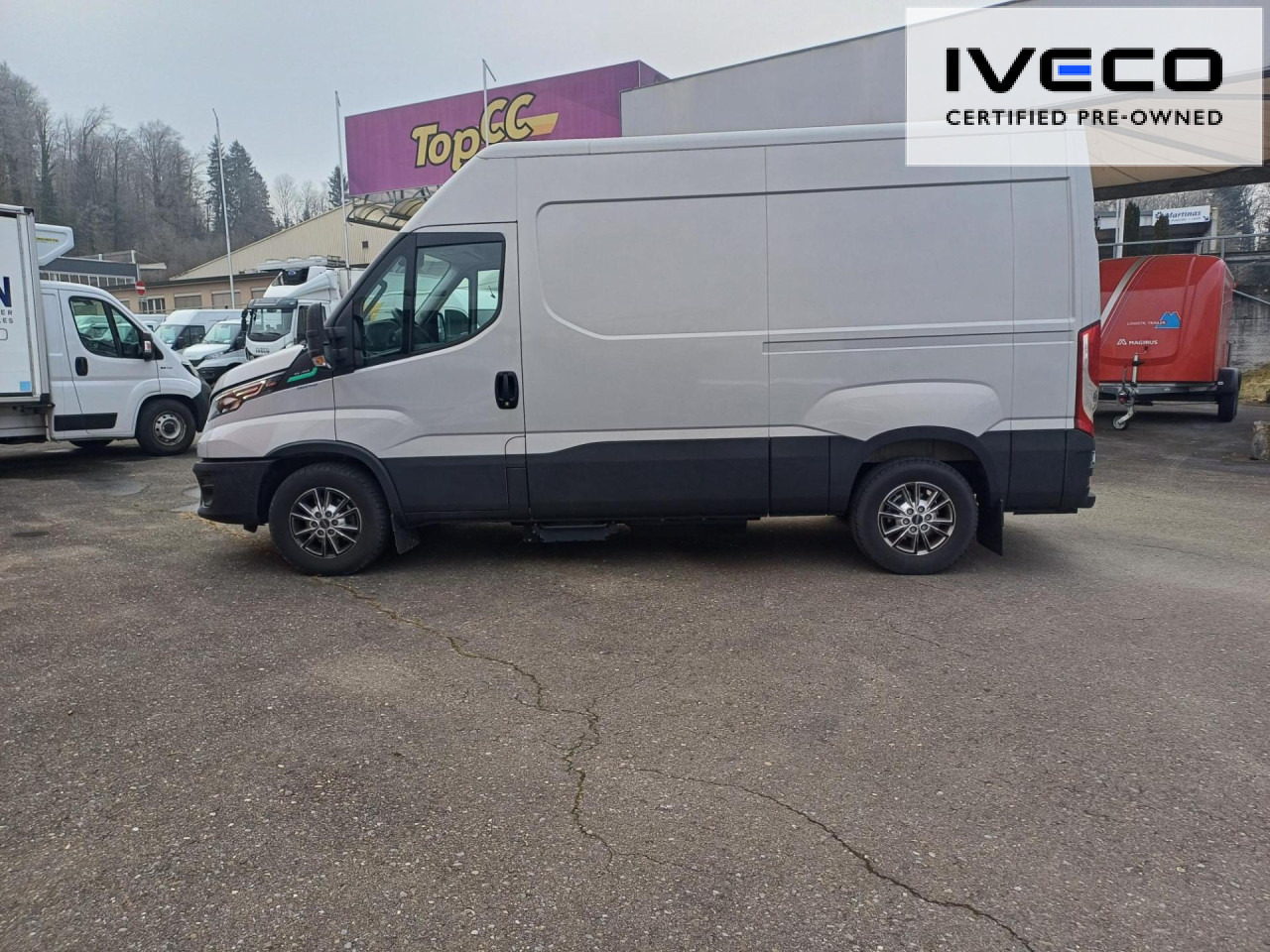 Fourgon utilitaire IVECO Daily 35S14NA8V/P CNG Euro6 Klima AHK Navi ZV: photos 9 Fourgon utilitaire IVECO Daily 35S14NA8V/P CNG Euro6 Klima AHK Navi ZV: photos 9