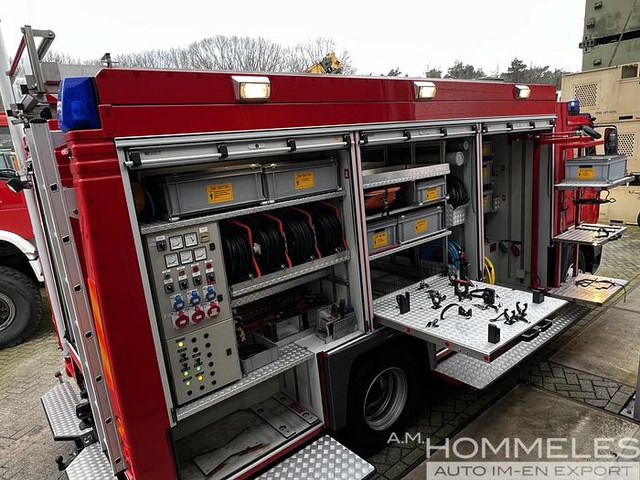 MAN LE 14.250 rescue vehicle - Camion de pompier: photos 4 MAN LE 14.250 rescue vehicle - Camion de pompier: photos 4