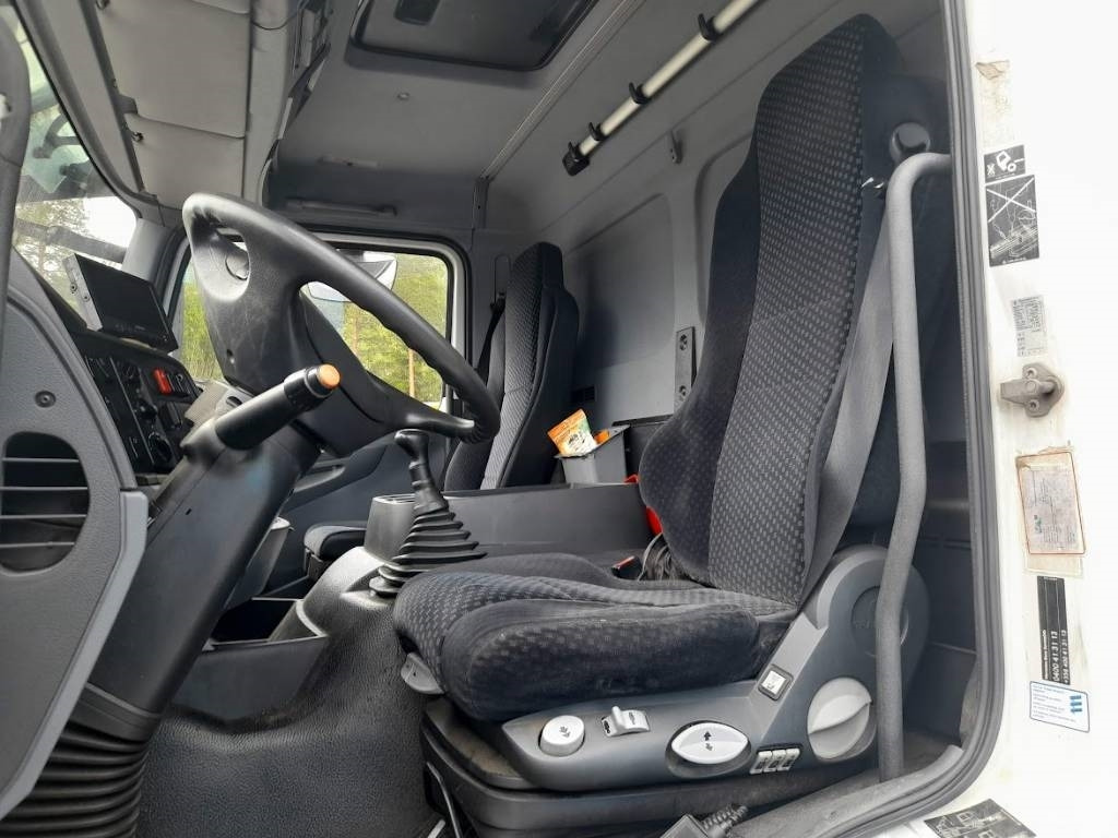 Mercedes-Benz Axor 1829 - Camion frigorifique: photos 4 Mercedes-Benz Axor 1829 - Camion frigorifique: photos 4