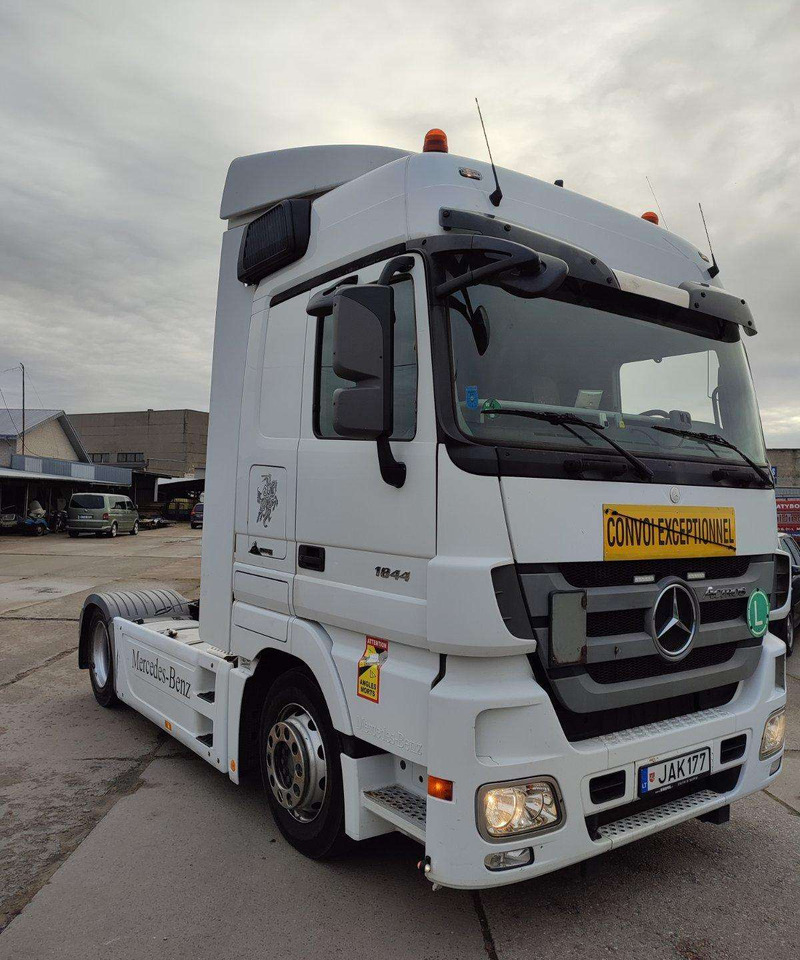 Mercedes-Benz Actros 1844 LS - Tracteur routier: photos 1 Mercedes-Benz Actros 1844 LS - Tracteur routier: photos 1
