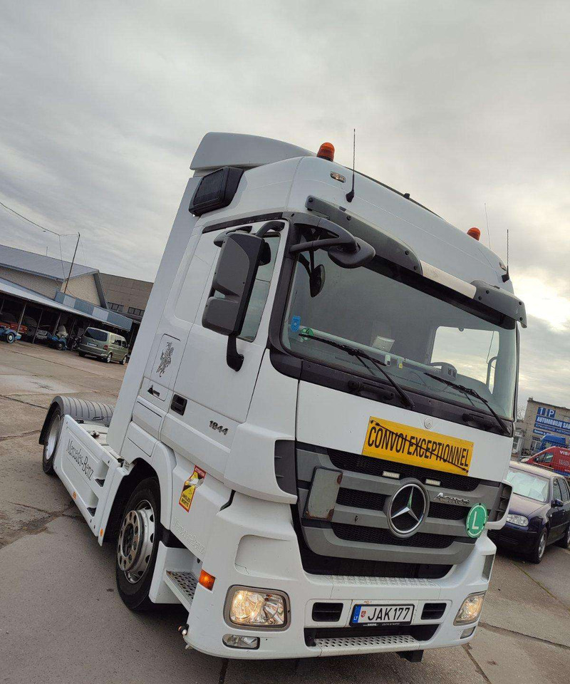Mercedes-Benz Actros 1844 LS - Tracteur routier: photos 4 Mercedes-Benz Actros 1844 LS - Tracteur routier: photos 4