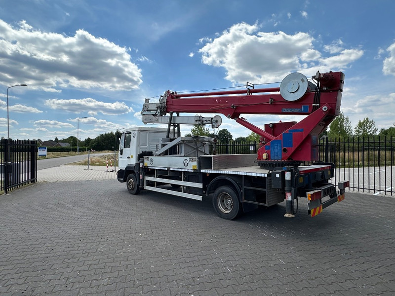 Böcker AK 28/1200 Truck Crane with basket!! - Grue tout-terrain: photos 3 Böcker AK 28/1200 Truck Crane with basket!! - Grue tout-terrain: photos 3
