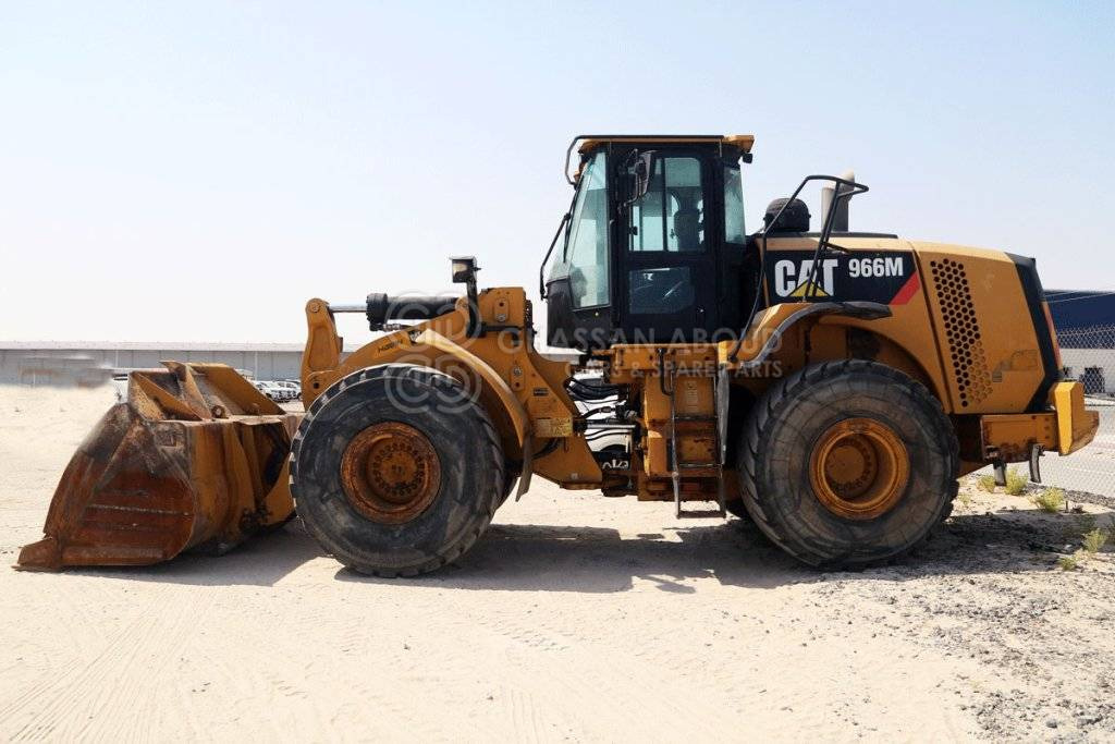 2016 CAT 966M WHEEL LOADER (USED) - Chargeuse sur pneus: photos 4 2016 CAT 966M WHEEL LOADER (USED) - Chargeuse sur pneus: photos 4