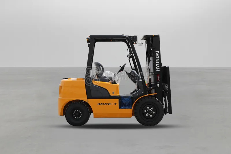 Hyundai Forklift 30DE-7 3 TONS DIESEL 3 STAGE - Chariot élévateur diesel: photos 3 Hyundai Forklift 30DE-7 3 TONS DIESEL 3 STAGE - Chariot élévateur diesel: photos 3