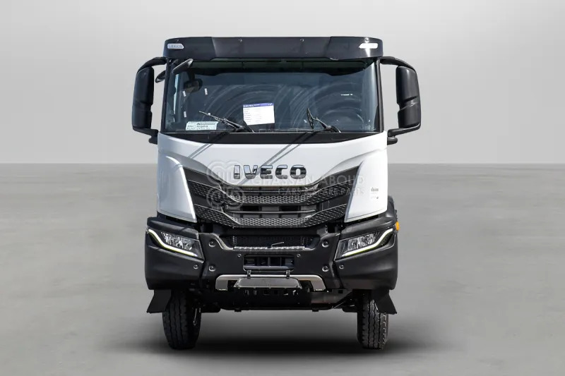 Iveco T-WAY AT380T47H 6x4 R24 Tyres Chassis - Barcelona Stock - Châssis cabine: photos 2 Iveco T-WAY AT380T47H 6x4 R24 Tyres Chassis - Barcelona Stock - Châssis cabine: photos 2