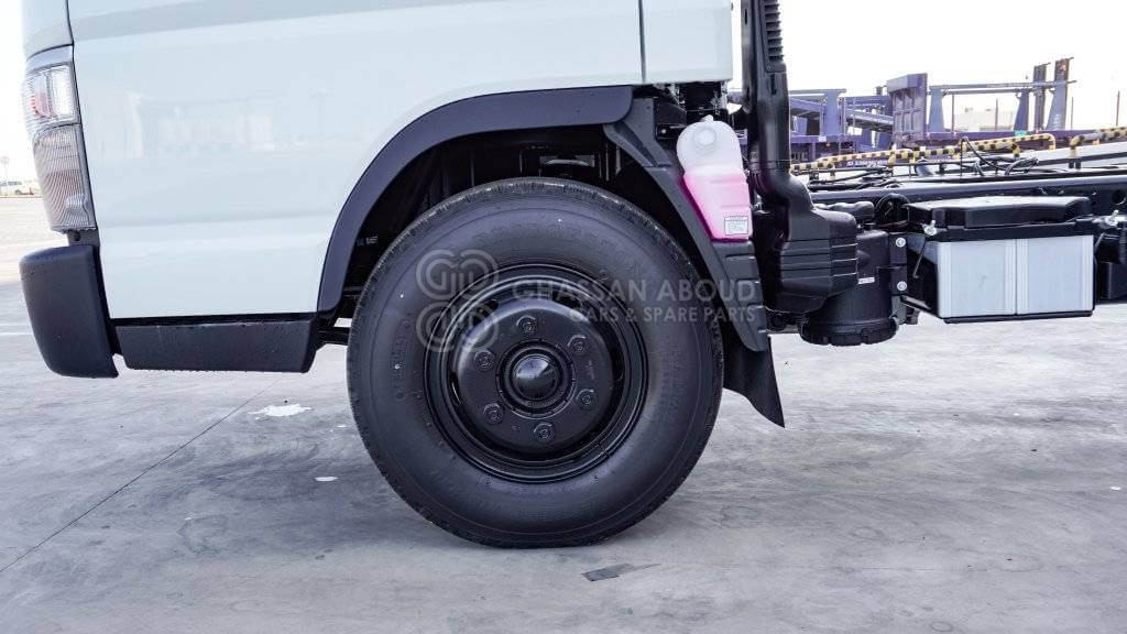 MITSUBISHI CANTER CHASSIS PAYLOAD 5 TON APPROX SINGLE CAB WITH A/C 4X2 LIGHT DUTY MY2024 - Châssis cabine: photos 5 MITSUBISHI CANTER CHASSIS PAYLOAD 5 TON APPROX SINGLE CAB WITH A/C 4X2 LIGHT DUTY MY2024 - Châssis cabine: photos 5