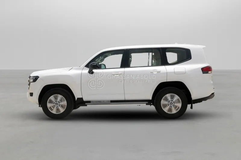Toyota Land Cruiser 300 - SUV: photos 3 Toyota Land Cruiser 300 - SUV: photos 3