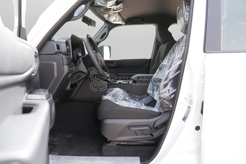 Toyota Prado 4x4 - SUV: photos 5 Toyota Prado 4x4 - SUV: photos 5