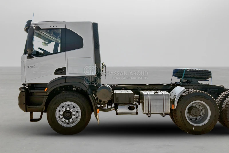 Iveco T-WAY AT720T47TH 6×4 R22.5 Tyres Tractor Head - Barcelona Stock - Tracteur routier: photos 3 Iveco T-WAY AT720T47TH 6×4 R22.5 Tyres Tractor Head - Barcelona Stock - Tracteur routier: photos 3
