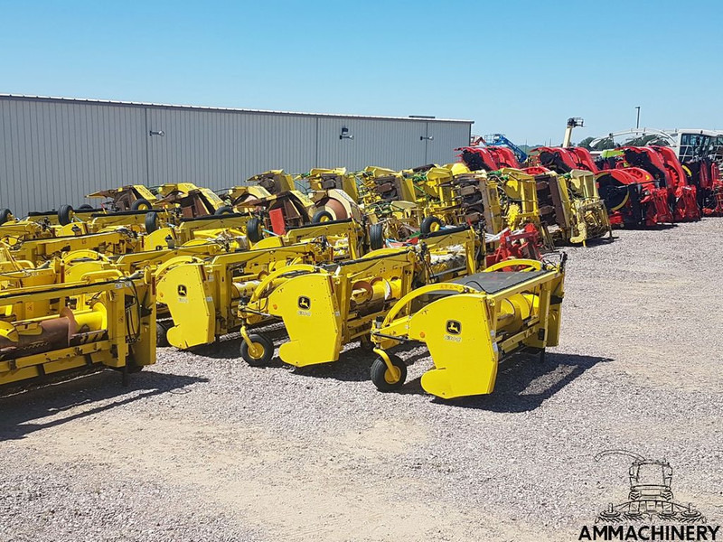 Claas 800 and 900 series - Ensileuse: photos 3 Claas 800 and 900 series - Ensileuse: photos 3