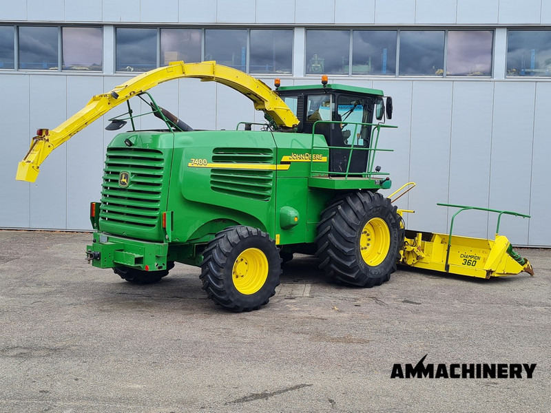 John Deere 7400 forage harvester - Ensileuse: photos 4 John Deere 7400 forage harvester - Ensileuse: photos 4
