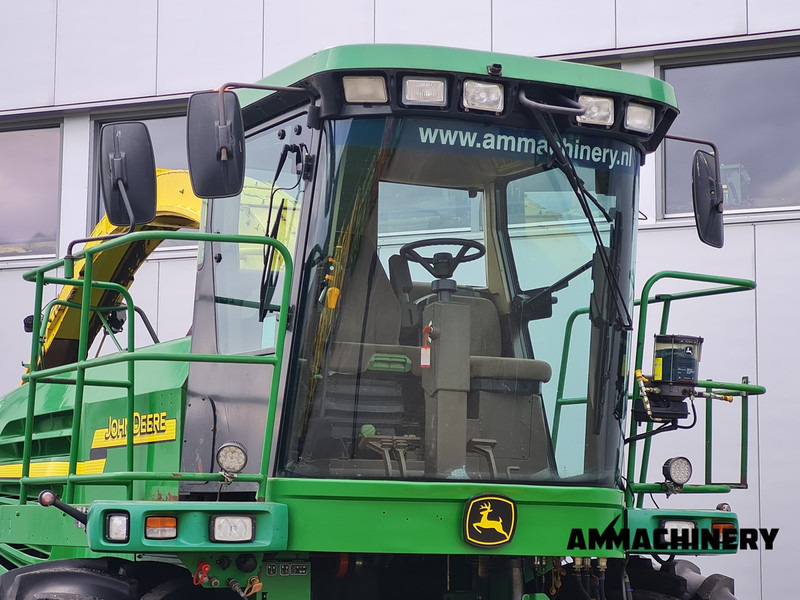 John Deere 7400 forage harvester - Ensileuse: photos 5 John Deere 7400 forage harvester - Ensileuse: photos 5