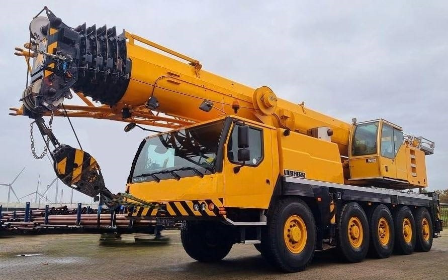 Liebherr LTM 1095-5.1 - Grue tout-terrain: photos 1 Liebherr LTM 1095-5.1 - Grue tout-terrain: photos 1