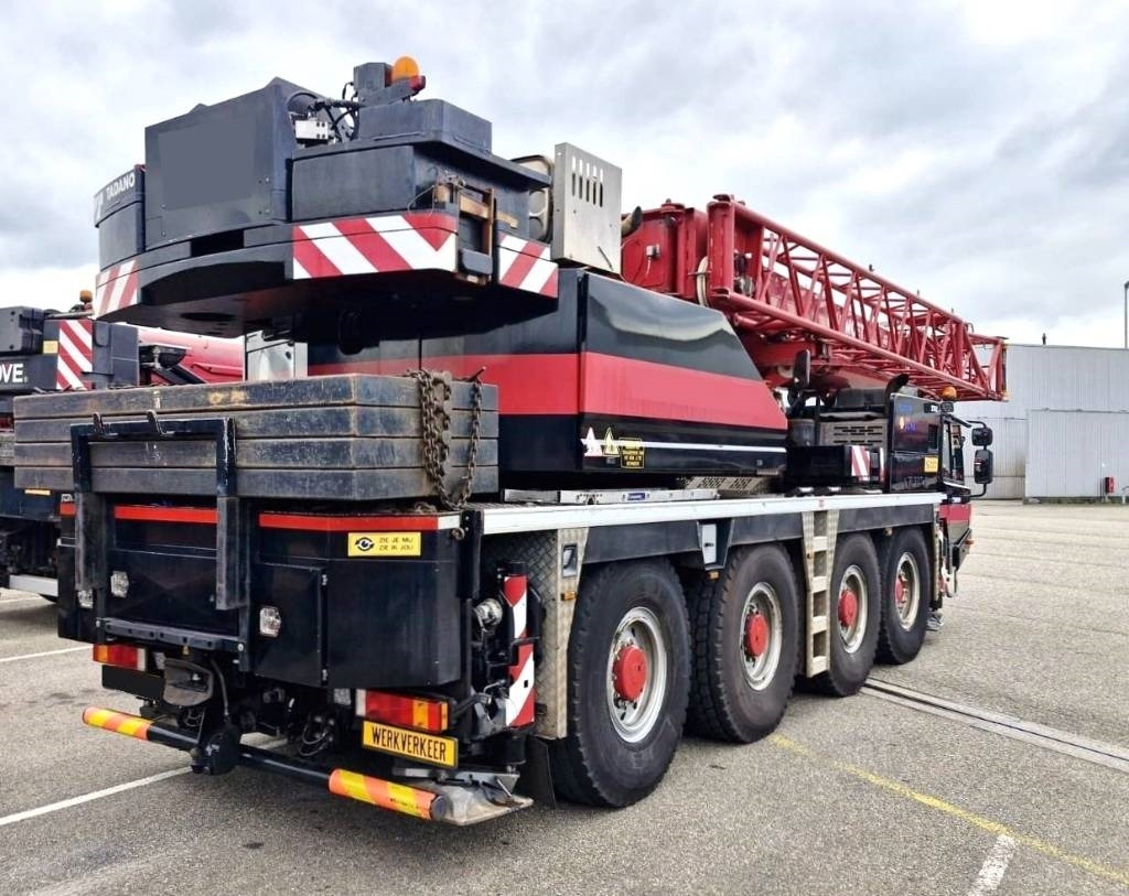 Tadano Faun ATF 70-G4  - Grue tout-terrain: photos 3 Tadano Faun ATF 70-G4  - Grue tout-terrain: photos 3