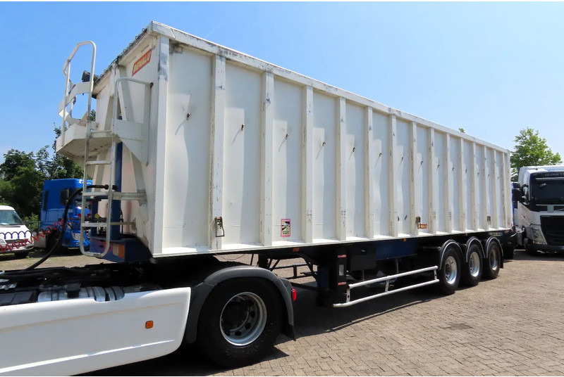 Benalu 55m3 , 5840 kg grain transport - Semi-remorque benne: photos 4 Benalu 55m3 , 5840 kg grain transport - Semi-remorque benne: photos 4