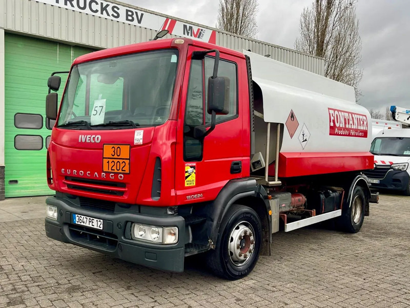 Iveco EuroCargo 150 E24 10312 L, 3 COMP, PTO FRANCE TRUCK! GREAT CONDITION! - Camion citerne: photos 1 Iveco EuroCargo 150 E24 10312 L, 3 COMP, PTO FRANCE TRUCK! GREAT CONDITION! - Camion citerne: photos 1