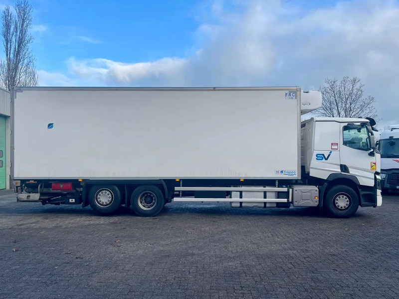 Renault T380 VF611M165MD003883, 6x2, 388567 km, CARRIER, NAVI, FRIGO, BACKUP CAMERA - Camion frigorifique: photos 5 Renault T380 VF611M165MD003883, 6x2, 388567 km, CARRIER, NAVI, FRIGO, BACKUP CAMERA - Camion frigorifique: photos 5