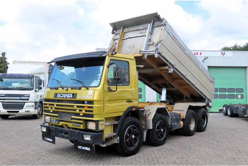 Scania 112 - 360 8x4, GREAT CONDITION! 100% VERY CLEAN - Camion benne: photos 5 Scania 112 - 360 8x4, GREAT CONDITION! 100% VERY CLEAN - Camion benne: photos 5