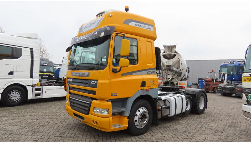 DAF CF 85.410 6x2,RETARDER, P-climate - Tracteur routier: photos 2 DAF CF 85.410 6x2,RETARDER, P-climate - Tracteur routier: photos 2