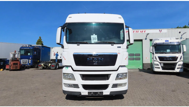 MAN TGX 18.440 Euro 5, Retarder, 2 tanks!! - Tracteur routier: photos 2 MAN TGX 18.440 Euro 5, Retarder, 2 tanks!! - Tracteur routier: photos 2