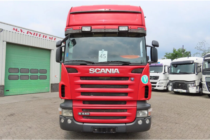 Scania R440 2 tanks Frigo, 95% tires, 927381km, good chassis - Tracteur routier: photos 3 Scania R440 2 tanks Frigo, 95% tires, 927381km, good chassis - Tracteur routier: photos 3