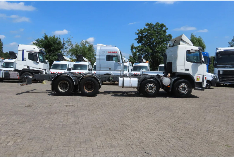 Volvo FM 12.380 8x4 FULL SPRING. 100% condition! - Châssis cabine: photos 5 Volvo FM 12.380 8x4 FULL SPRING. 100% condition! - Châssis cabine: photos 5