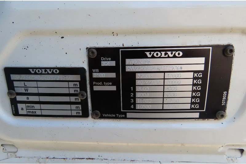 Châssis cabine Volvo FM 380 8x4 FULL SPRING. 100% condition!: photos 18