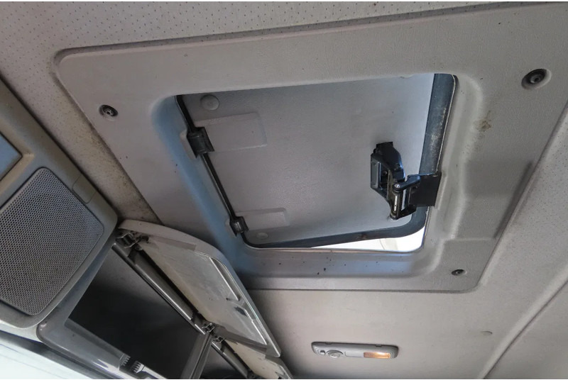 Châssis cabine Volvo FM 380 8x4 FULL SPRING. 100% condition!: photos 16