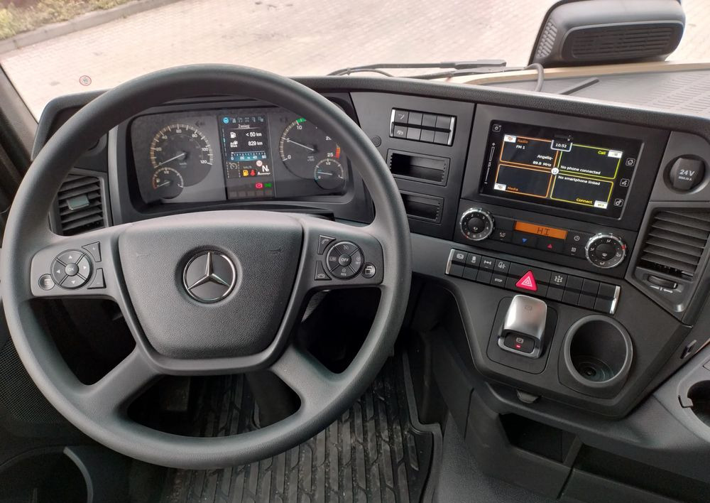 Mercedes-Benz Actros - Tracteur routier: photos 5 Mercedes-Benz Actros - Tracteur routier: photos 5