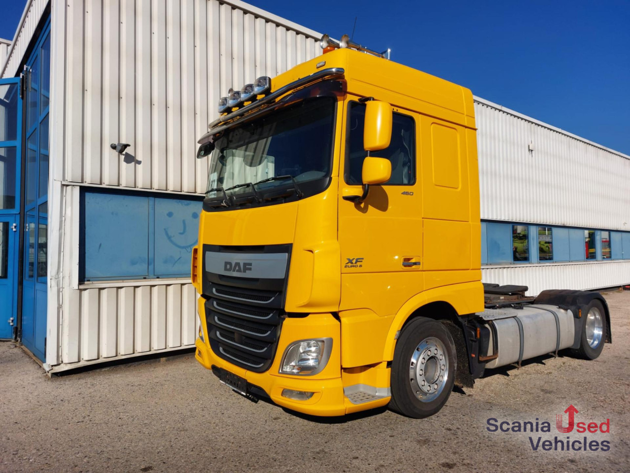 DAF XF 460 FT Space Cab Low deck - Tracteur routier: photos 1 DAF XF 460 FT Space Cab Low deck - Tracteur routier: photos 1