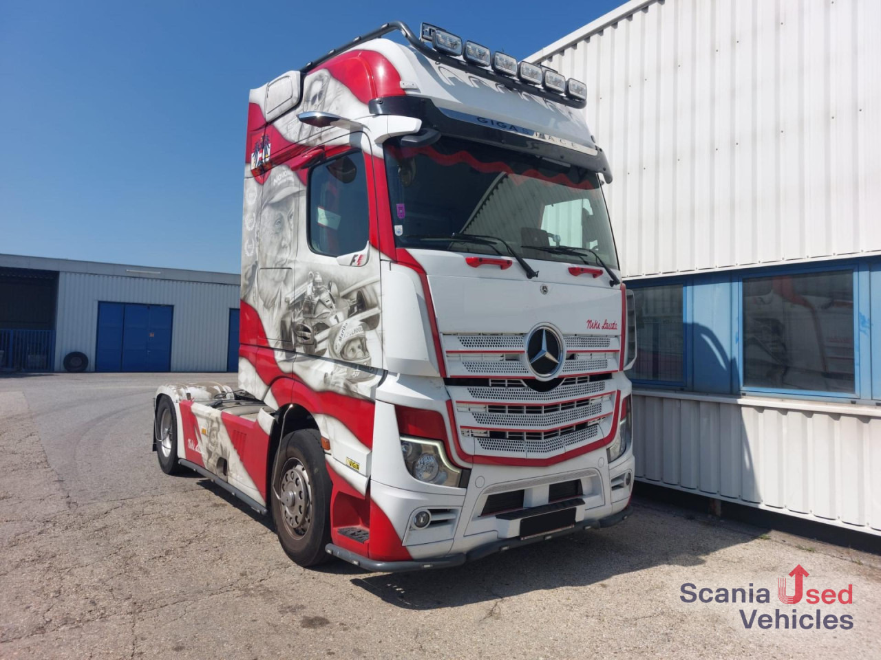 Tracteur routier MERCEDES-BENZ ACTROS 1848 LS GigaSpace Niki Lauda Edition: photos 10