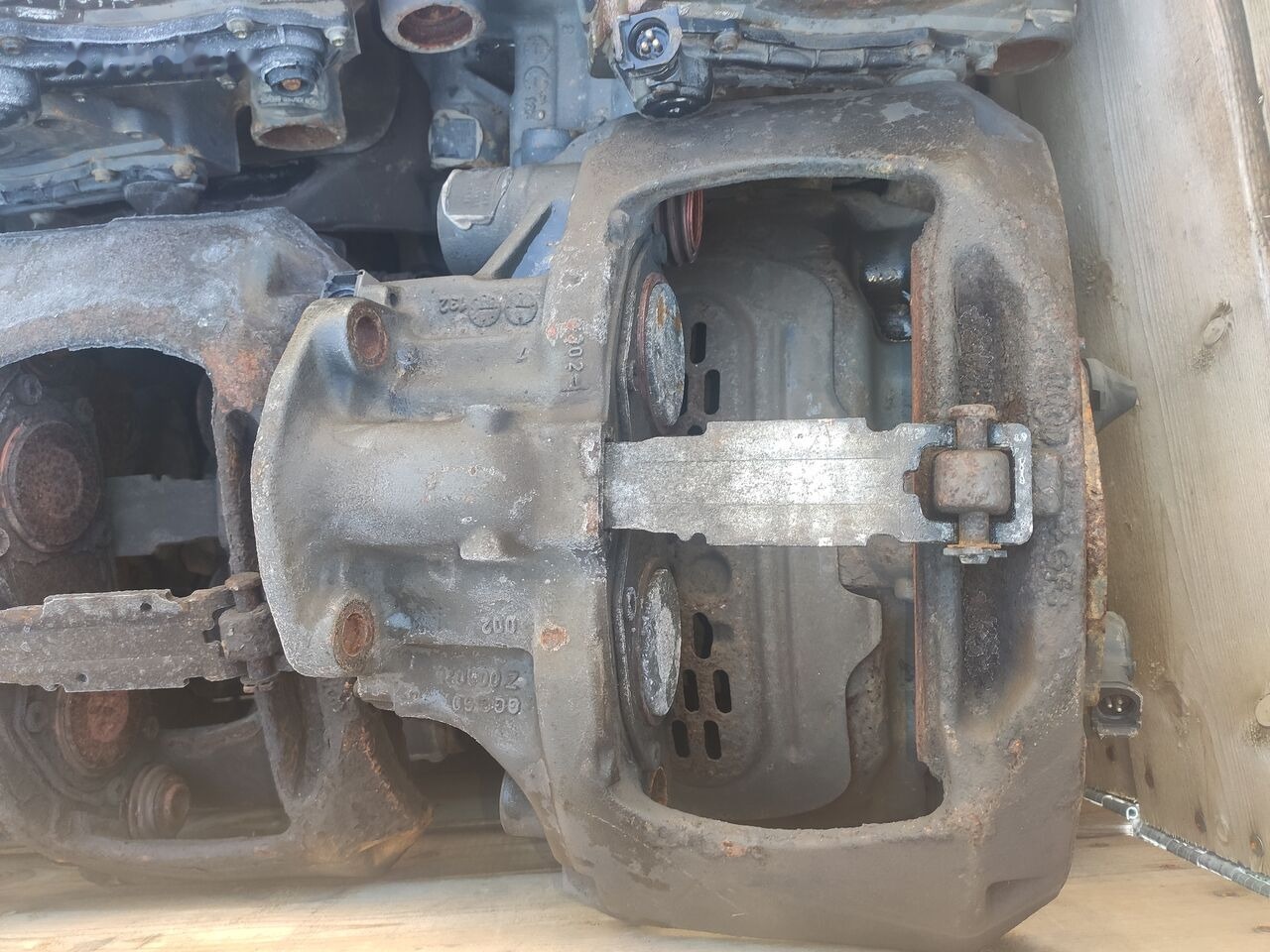 Knorr-Bremse SN7 Scania R SERIES truck - Étrier de frein pour Camion: photos 4 Knorr-Bremse SN7 Scania R SERIES truck - Étrier de frein pour Camion: photos 4