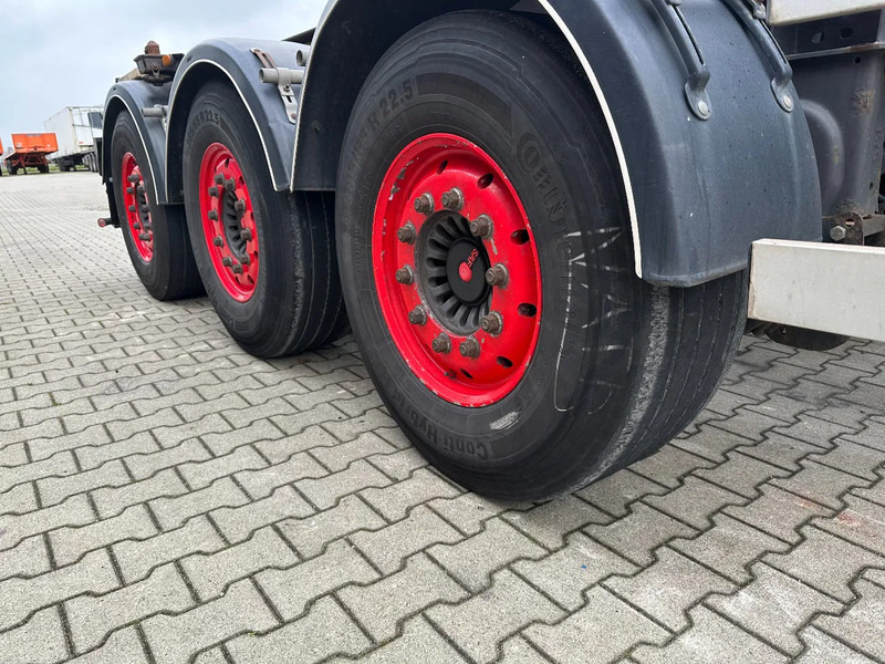 Semi-remorque porte-conteneur/ Caisse mobile Burg 20FT ADR (EX/II, EX/III, FL, AT) Chassis, Leergewicht : 3.690kg, SAF INTRADISC, 2x Liftachse, NL-Chassis: photos 14