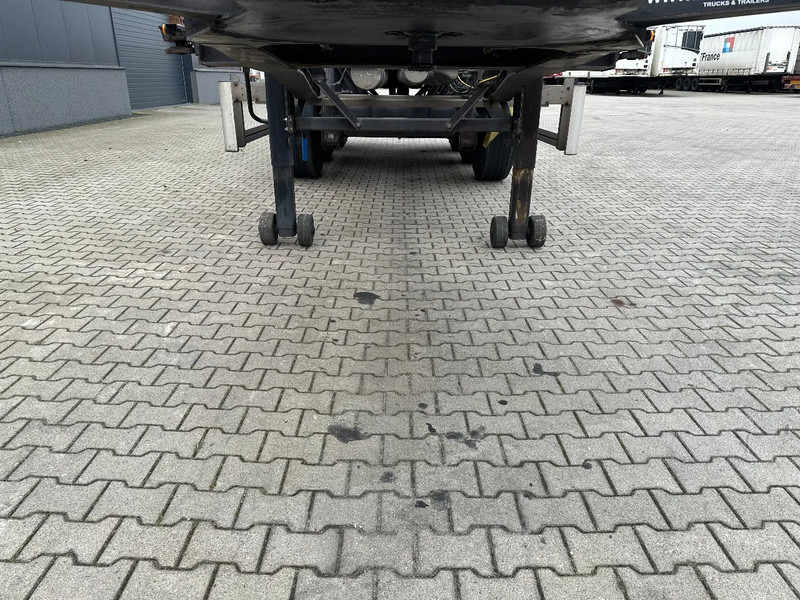 Semi-remorque porte-conteneur/ Caisse mobile Burg 20FT ADR (EX/II, EX/III, FL, AT) Chassis, Leergewicht : 3.690kg, SAF INTRADISC, 2x Liftachse, NL-Chassis: photos 7