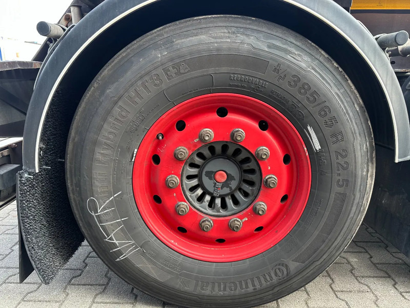 Semi-remorque porte-conteneur/ Caisse mobile Burg 20FT ADR (EX/II, EX/III, FL, AT) Chassis, Leergewicht : 3.690kg, SAF INTRADISC, 2x Liftachse, NL-Chassis: photos 13