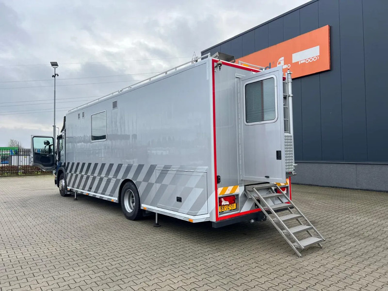 Scania P230 TOP: multifunct. ruimte met airco (camper?), 22kVA generator, hydr. steunpoten, beloopbaar dak, keuken, APK 10-2026 - Camion: photos 5 Scania P230 TOP: multifunct. ruimte met airco (camper?), 22kVA generator, hydr. steunpoten, beloopbaar dak, keuken, APK 10-2026 - Camion: photos 5