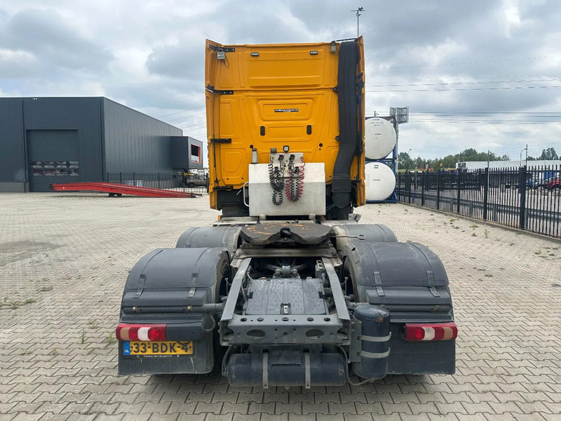 Mercedes-Benz Actros 2748 LS 6x2 BROKEN ENGINE / MOTOR SCHADEN / KAPOTTE MOTOR - Tracteur routier: photos 4 Mercedes-Benz Actros 2748 LS 6x2 BROKEN ENGINE / MOTOR SCHADEN / KAPOTTE MOTOR - Tracteur routier: photos 4