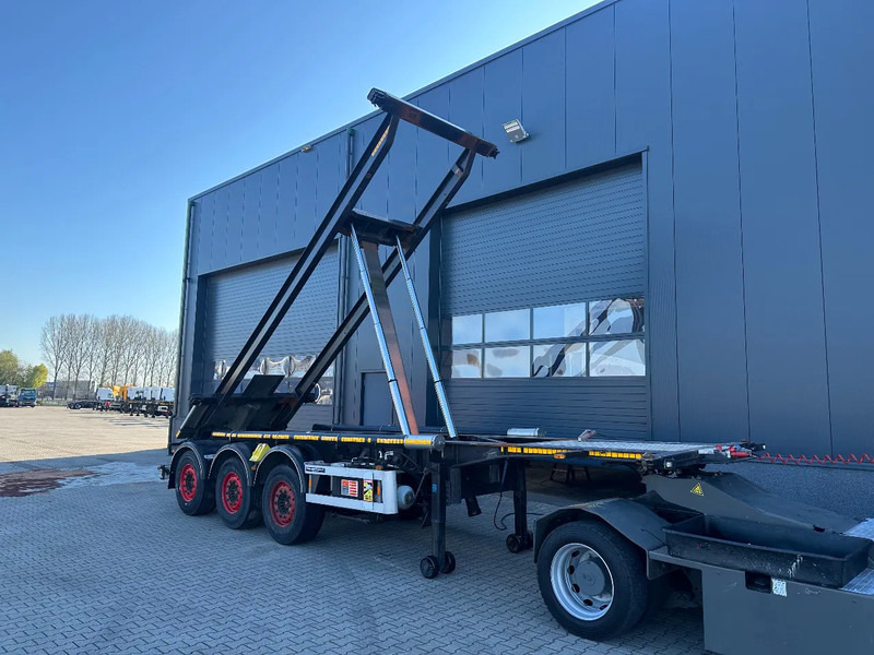 Van Hool 20FT, 66° Tipping-chassis, ADR (EX/II, EX/III, FL, OX, AT), SAF, 2 liftaxles, 380V - Semi-remorque porte-conteneur/ Caisse mobile: photos 4 Van Hool 20FT, 66° Tipping-chassis, ADR (EX/II, EX/III, FL, OX, AT), SAF, 2 liftaxles, 380V - Semi-remorque porte-conteneur/ Caisse mobile: photos 4