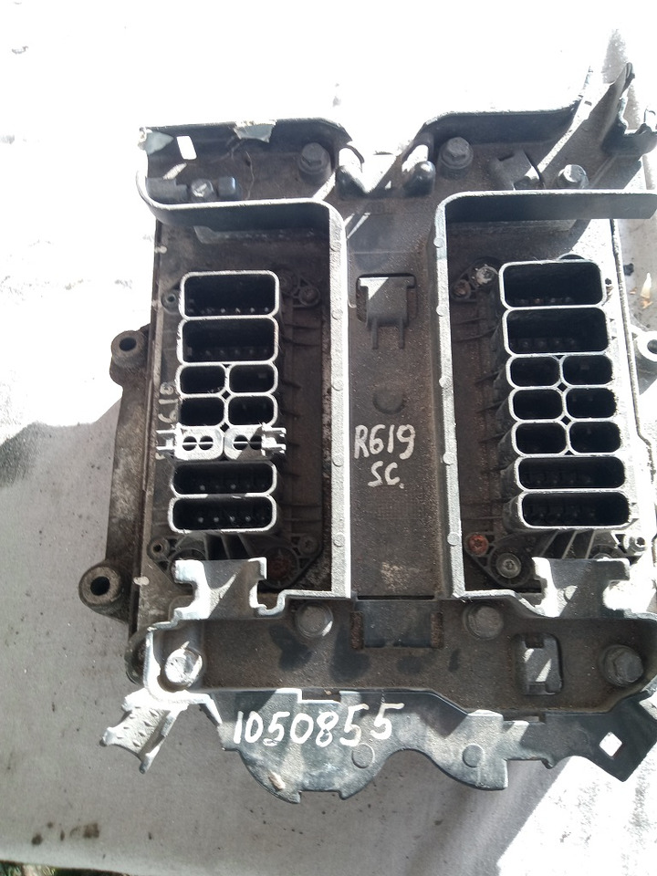 EDC Scania R420 DT1217 1847329 - Bloc de gestion pour Camion: photos 2 EDC Scania R420 DT1217 1847329 - Bloc de gestion pour Camion: photos 2